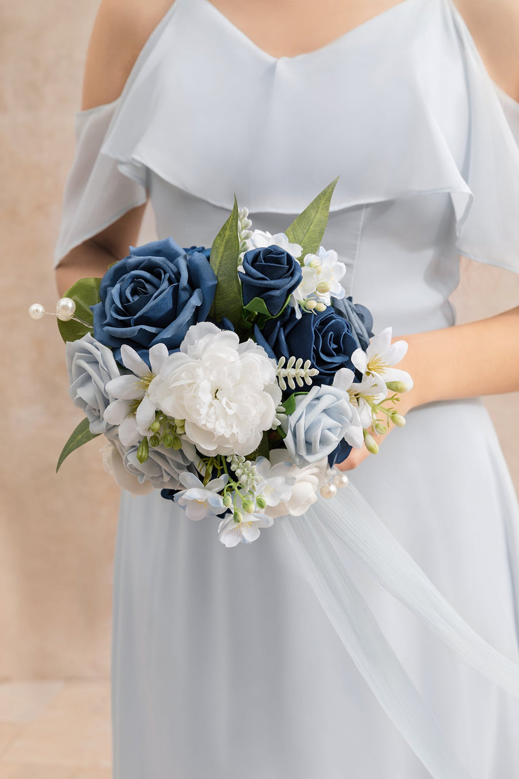 Bridesmaid Bouquet in Noble Navy Blue (Set of 1)