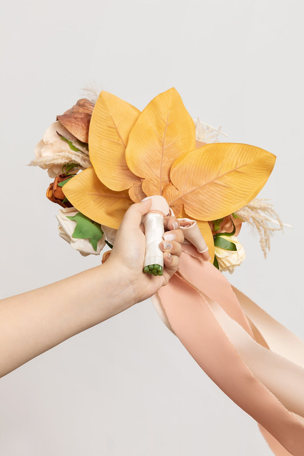 Free-Form Bridesmaid Bouquets in 7" Free-Form (Set of 1)