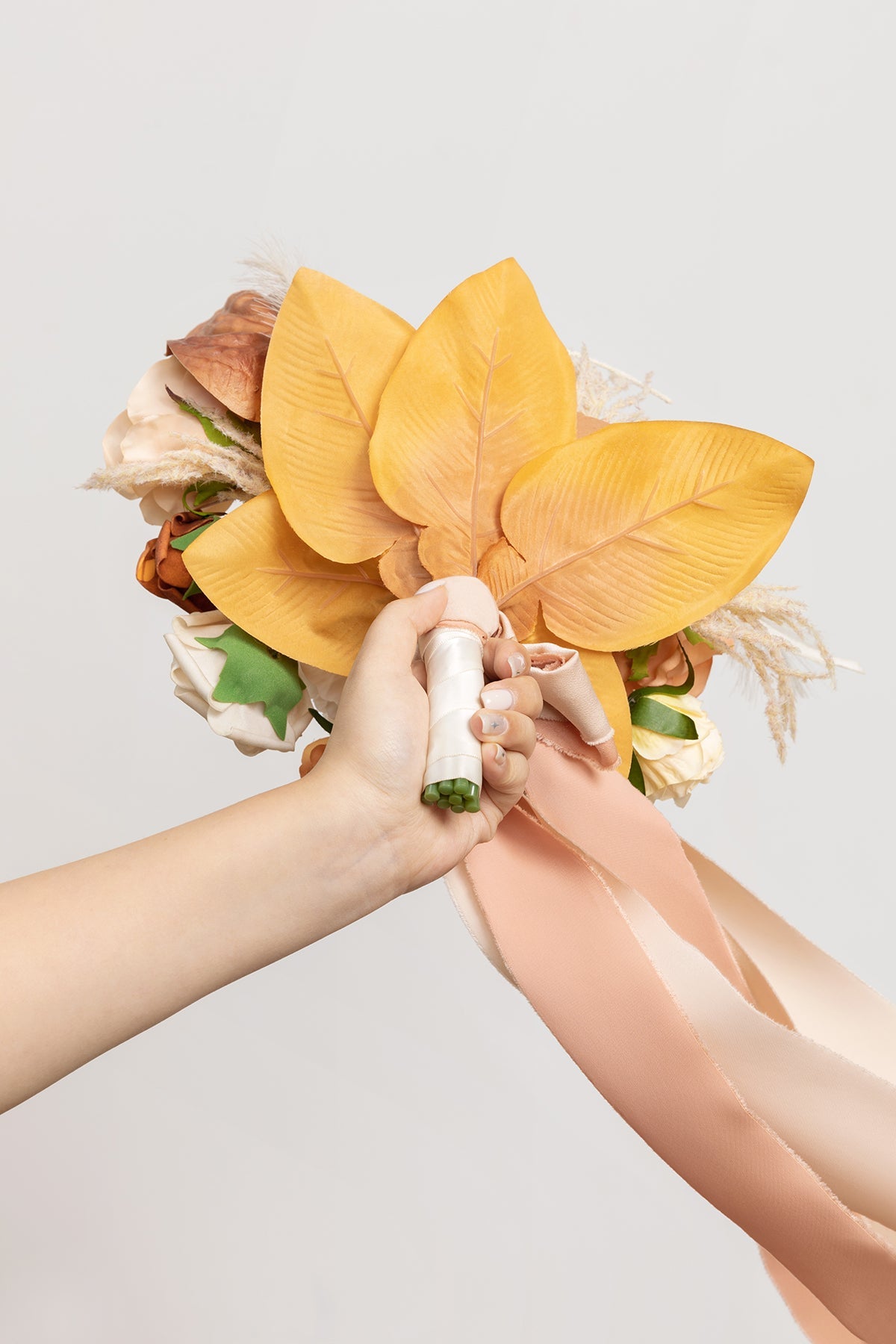 Free-Form Bridesmaid Bouquets in 7" Free-Form (Set of 1)