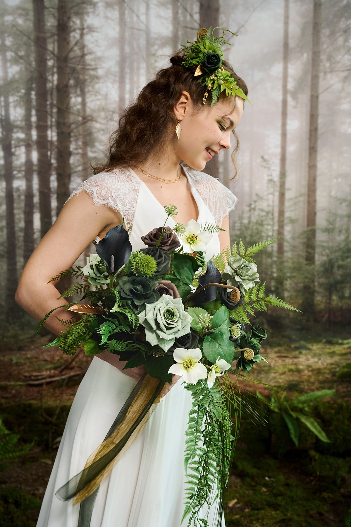 Flash Sale | Small Cascade Bridal Bouquet in Forest Green & Gold丨Clearance