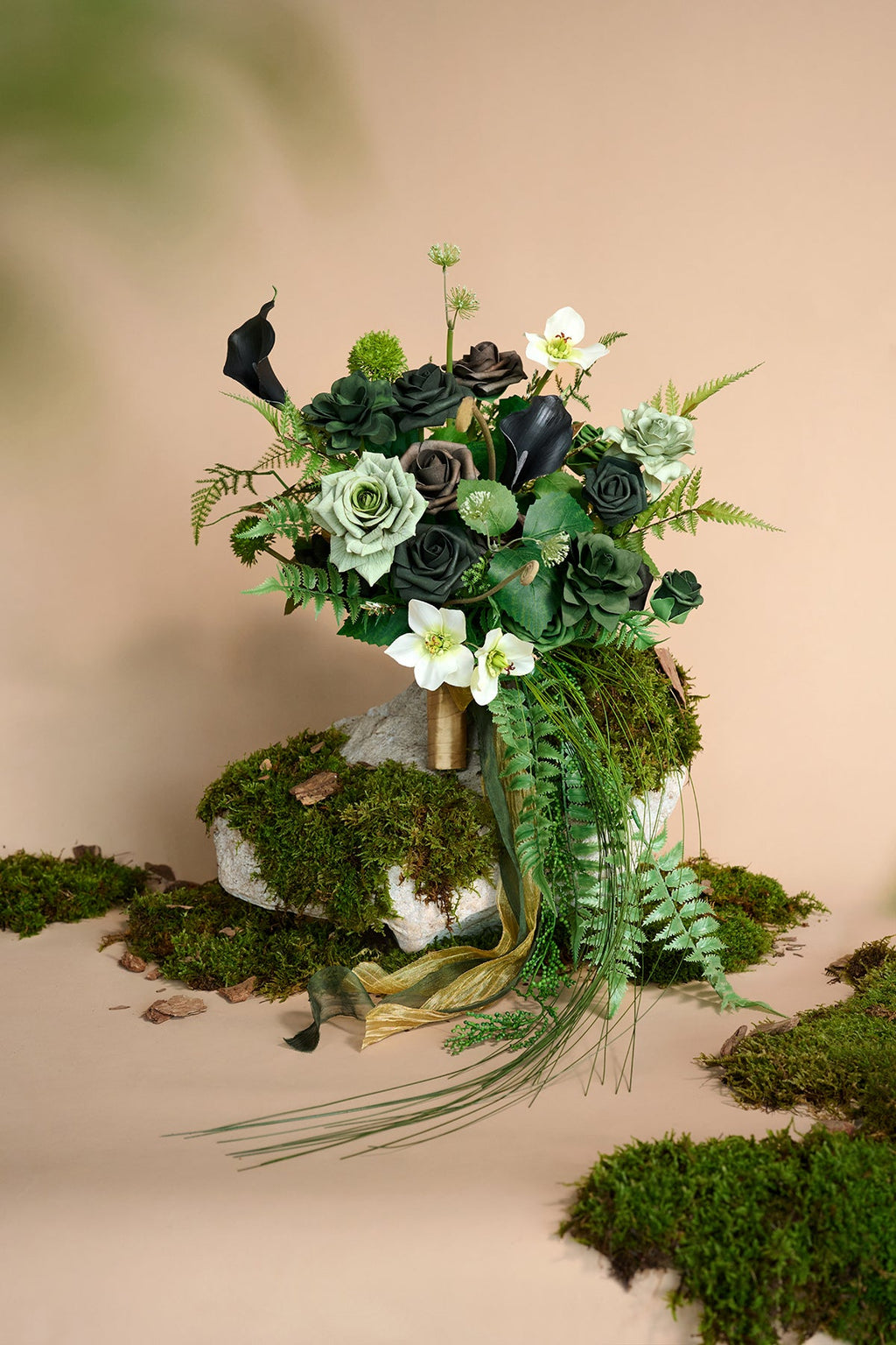 Flash Sale | Small Cascade Bridal Bouquet in Forest Green & Gold丨Clearance