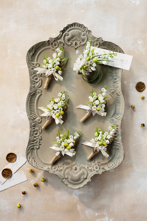 Boutonnieres in May Lily & Olive (Set of 6)