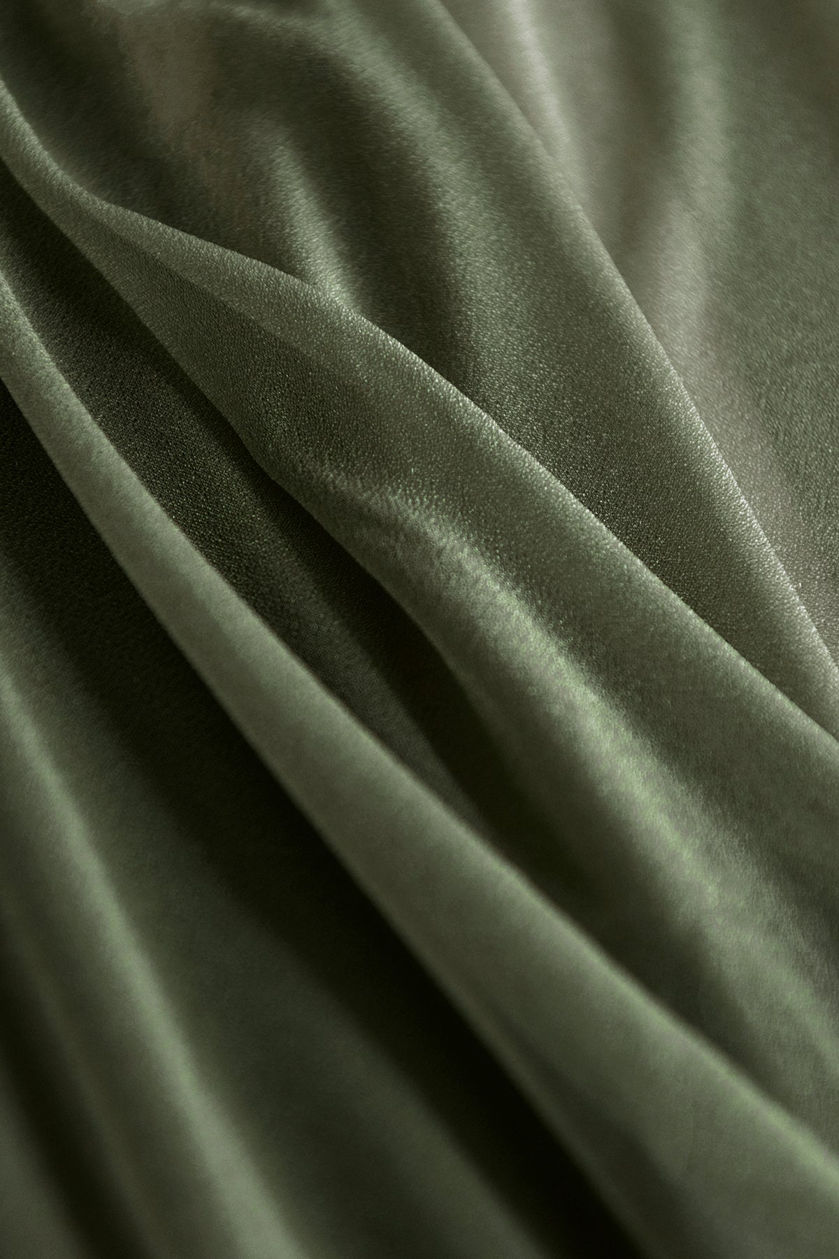 Romantic Sheer Table Runner 29" w x 10ft/14ft - Emerald | Clearance